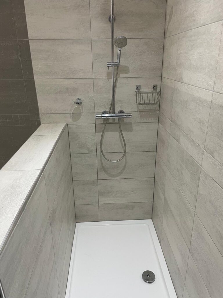 95e3670a 9fa7 4b9d 9494 afbf4fed4c5c