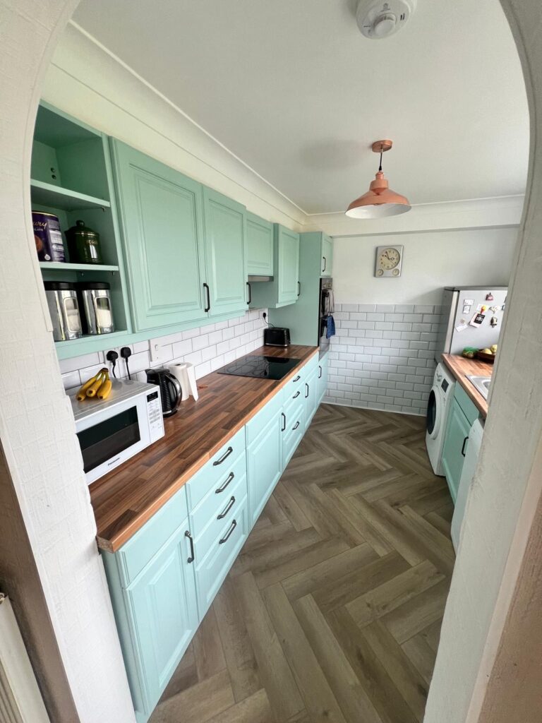 a4ead17e a673 4d30 a301 7f1e8c0da47f