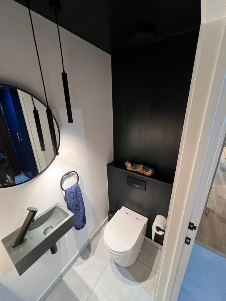 d5d84545 25b1 476a 958c a8595479411f